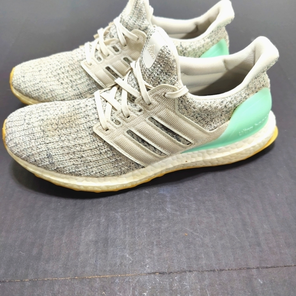 Adidas UltraBoost Mint Green/Grey Women Running Shoes Originals Size 9